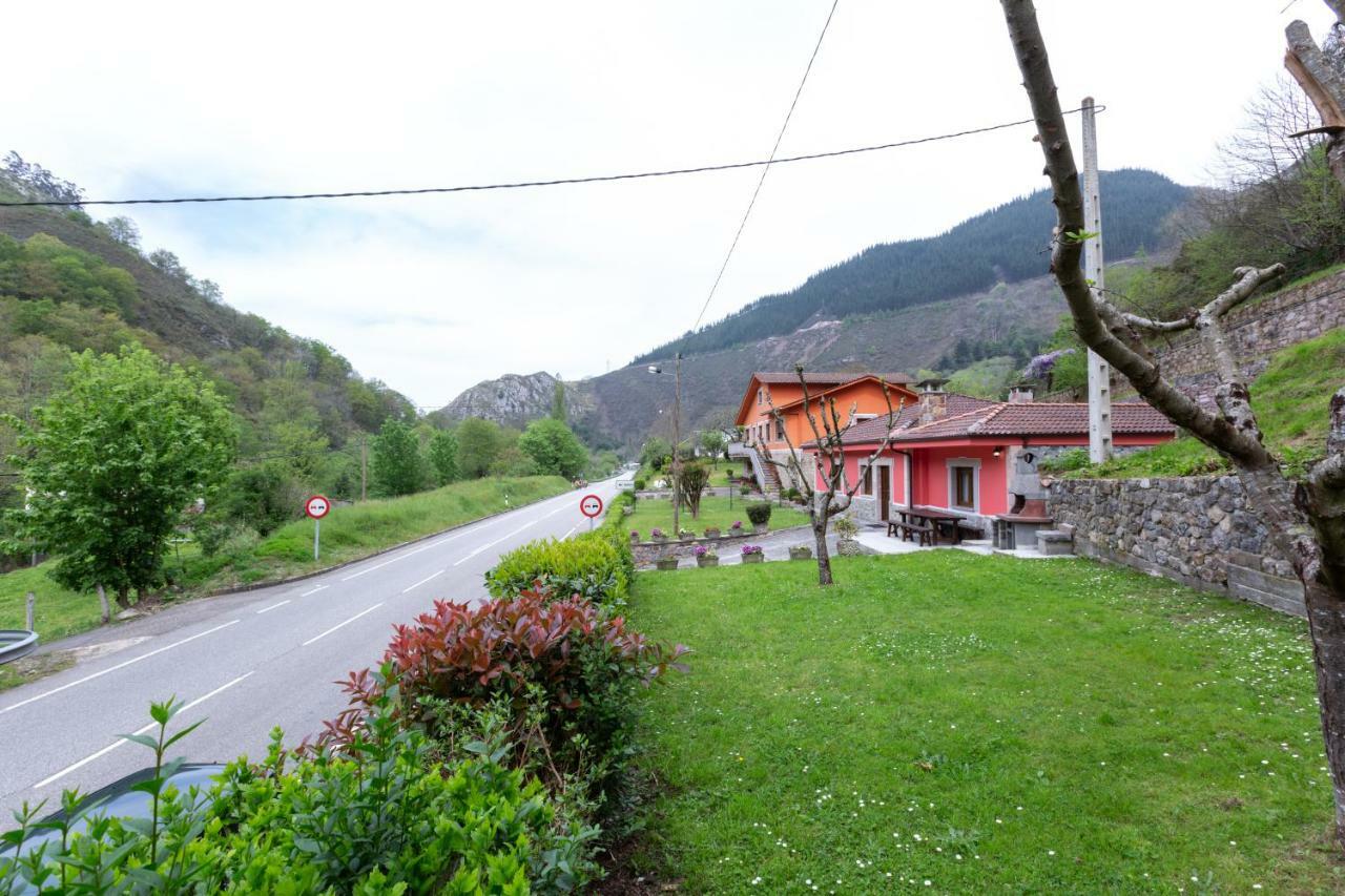 Casa La Trillera Holiday home Tornin