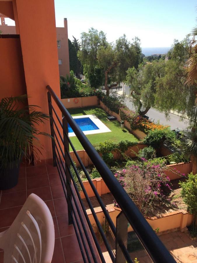 Apartamento Con Piscina En Apartamento *