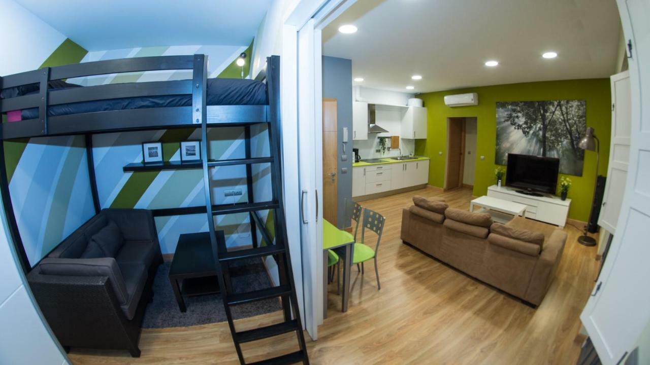 Deluxe Apartment