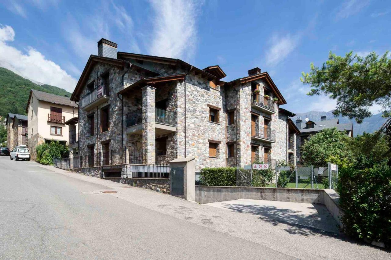Mincholet, Bajo Con Gran Terraza *