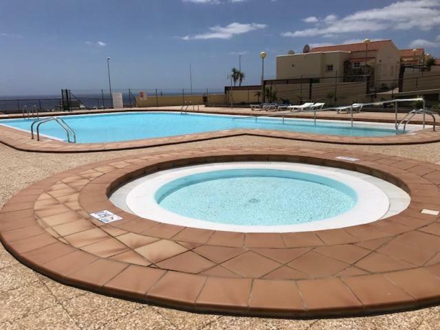 Caleta Deluxe *