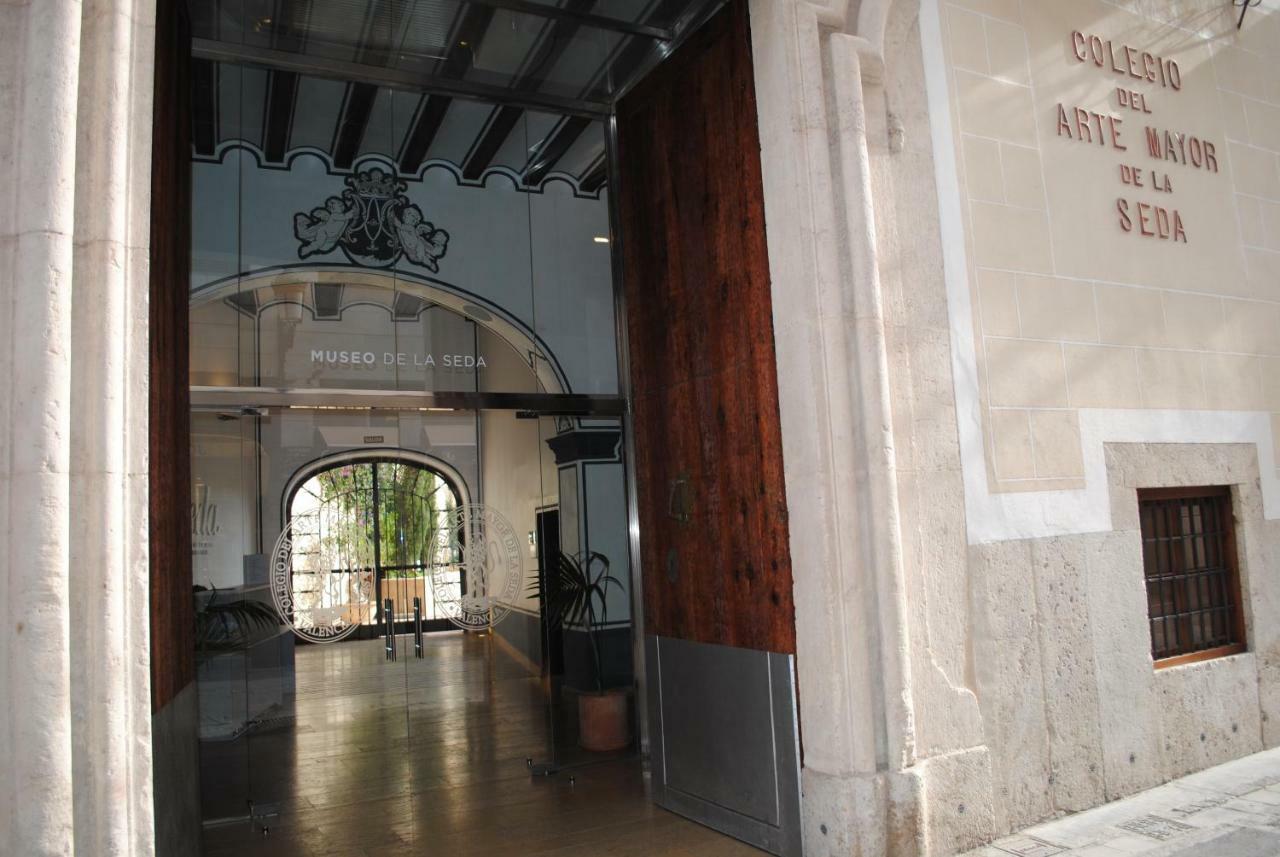 La Seda Apartment
