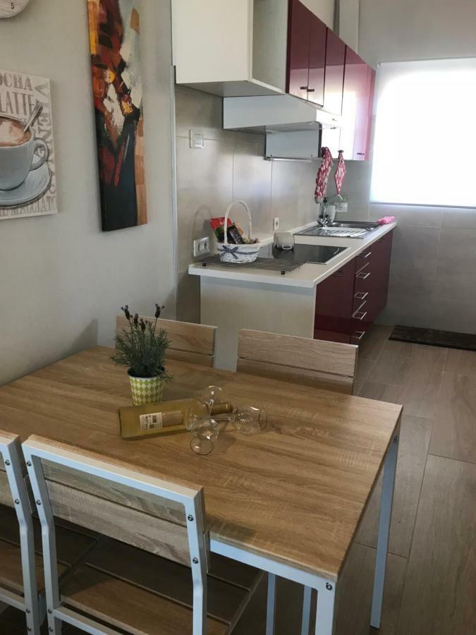 Caleta Deluxe *