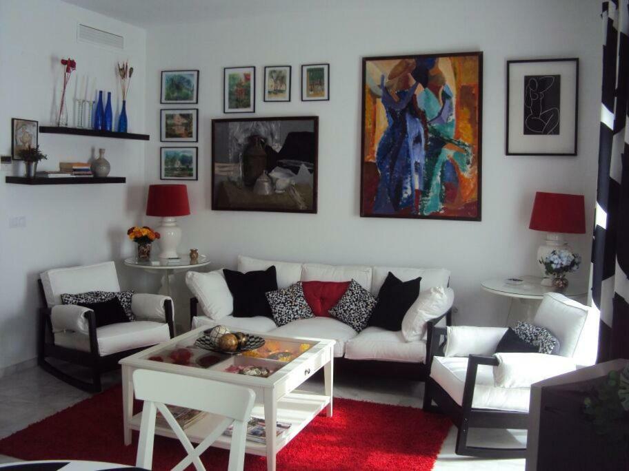 Piso Acogedor, Moderno Y Luminoso
