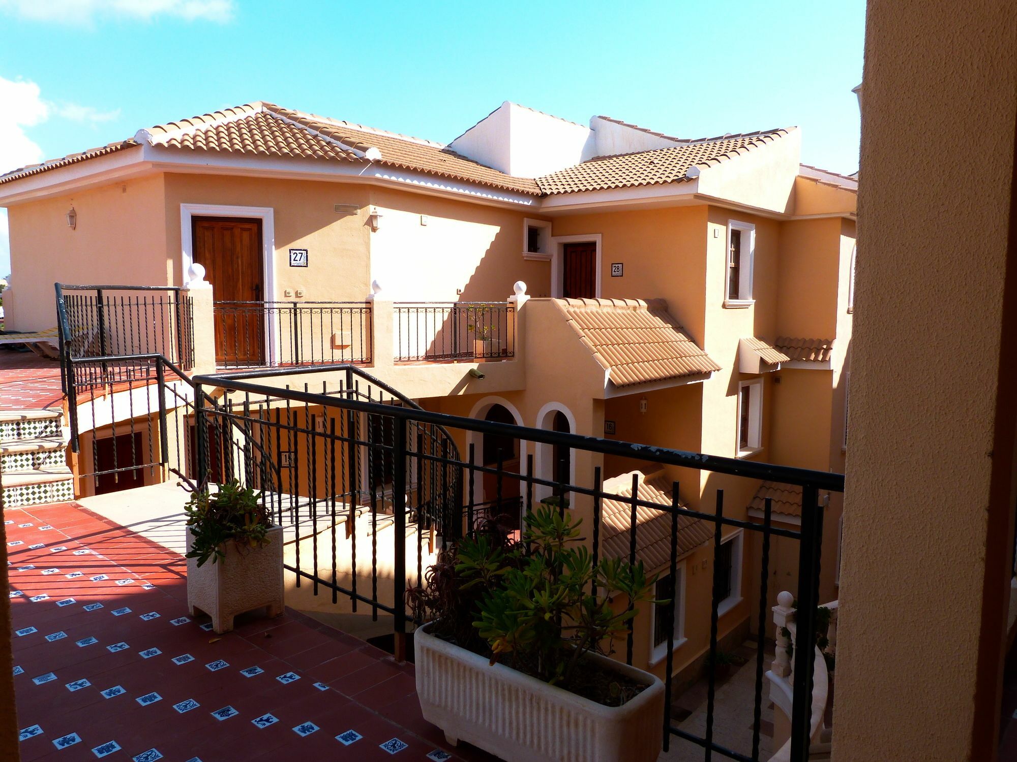 Shoal Apartment