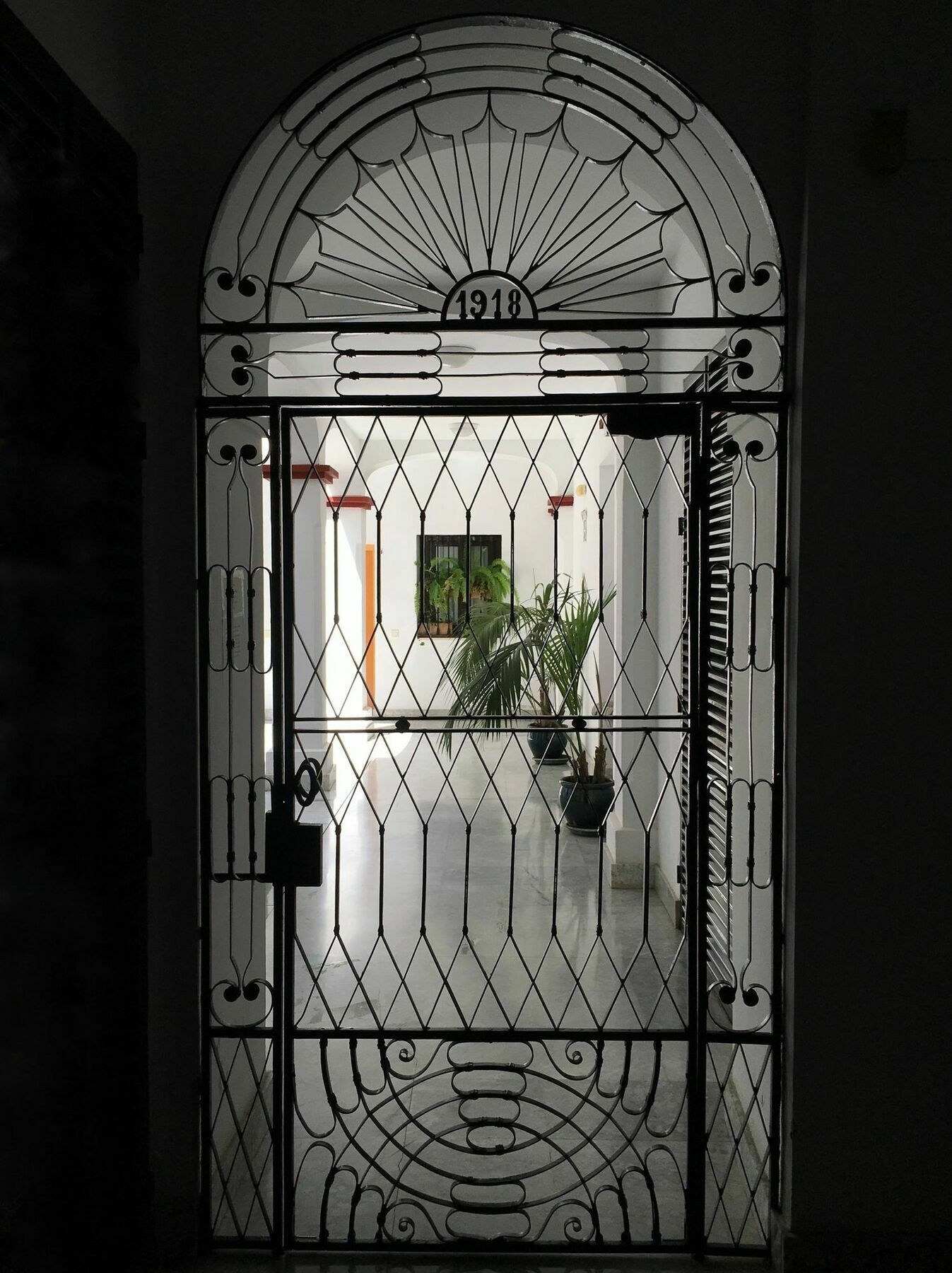 Teodosio Free Parking&central Ac Apartamento *