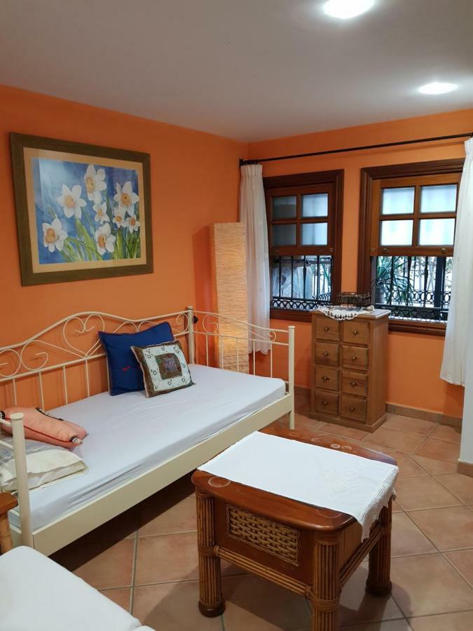 Paqui's Quiet Apt In Playa Ingles. * San Bartolome de Tirajana (Gran Canaria)