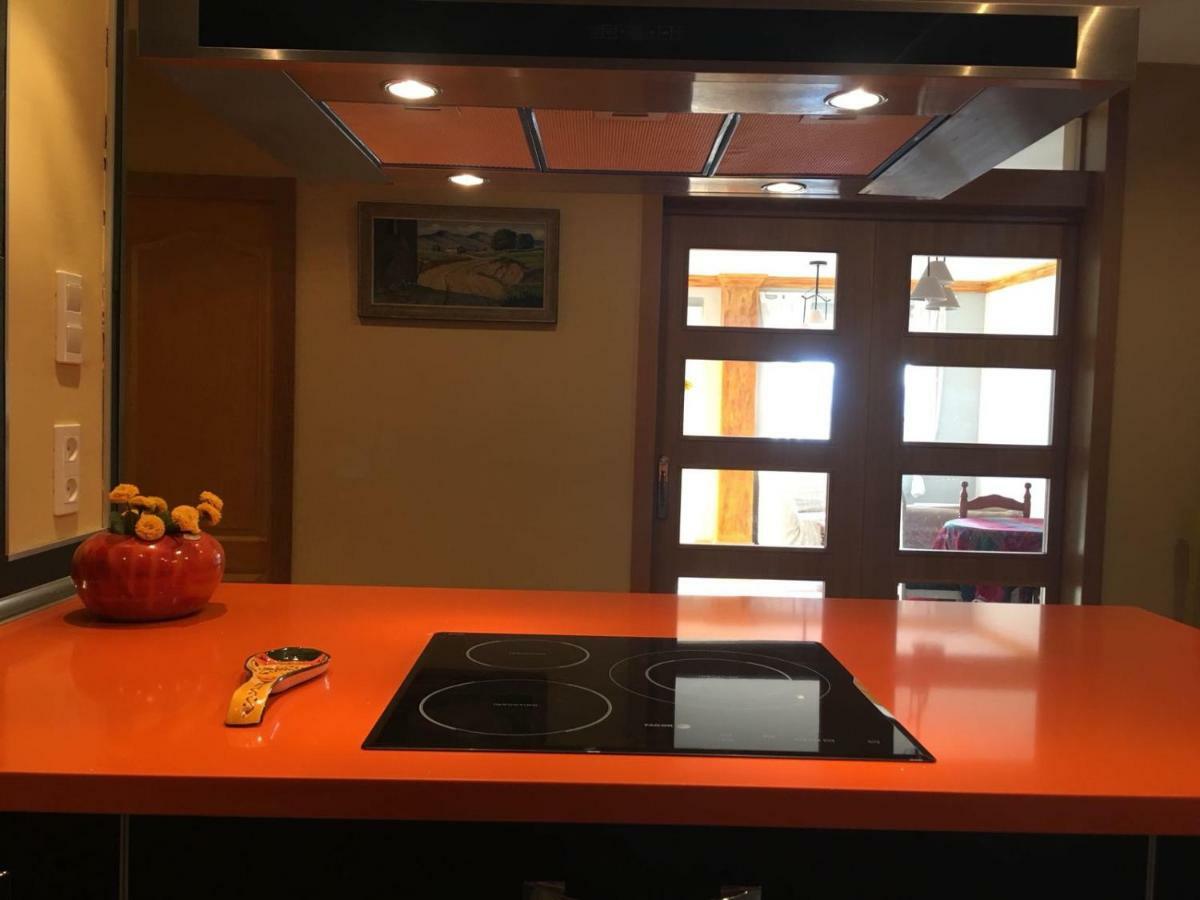 Piso Romántico Y Moderno En Apartamento