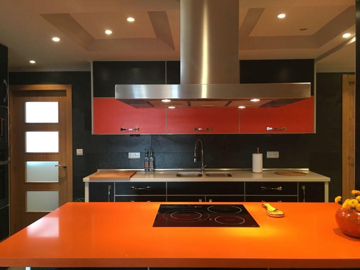 Piso Romántico Y Moderno En Apartamento Ronda