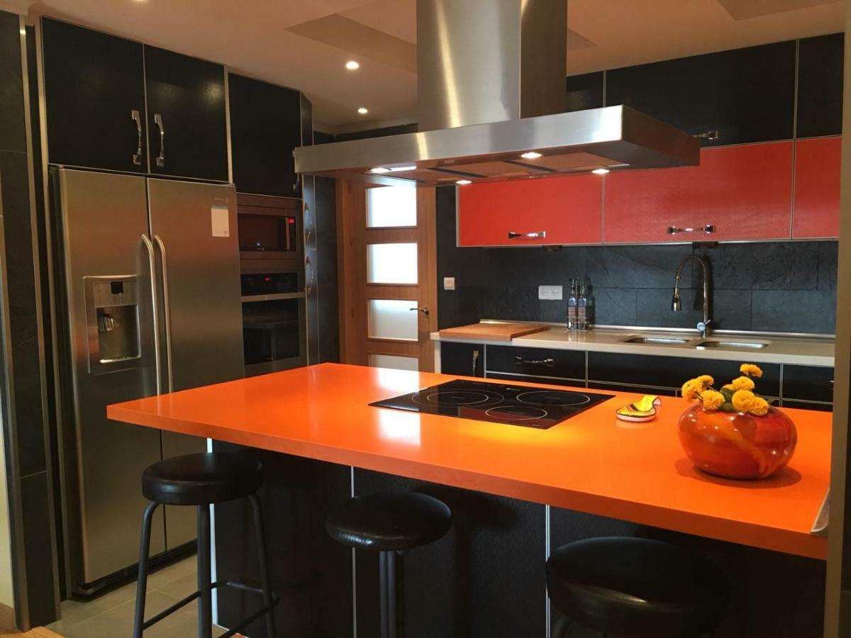 Piso Romántico Y Moderno En Apartamento