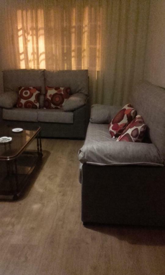 Vivienda De Uso Turistico Apartamento *