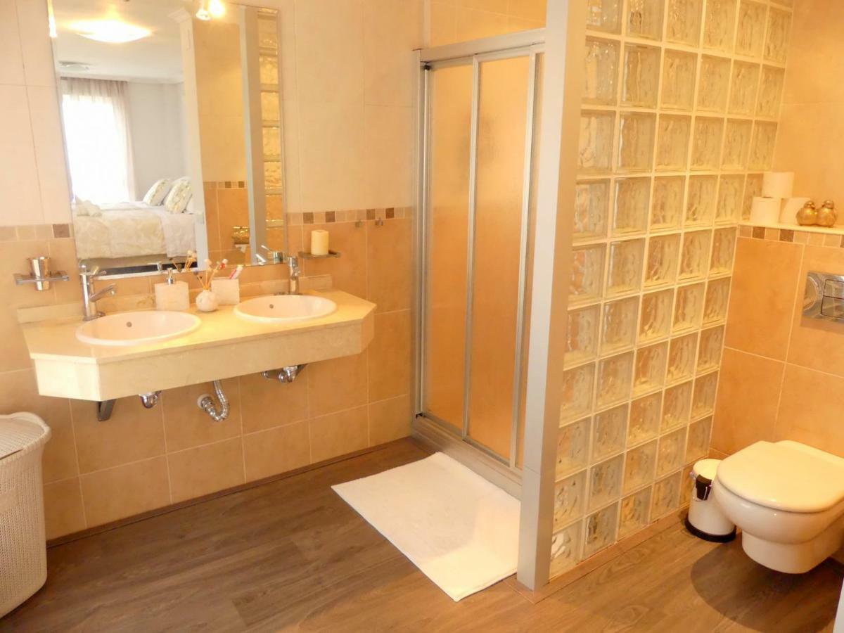 Duplex La Carihuela 1ª Linea De Playa Costa Del Sol Apartamento Torremolinos