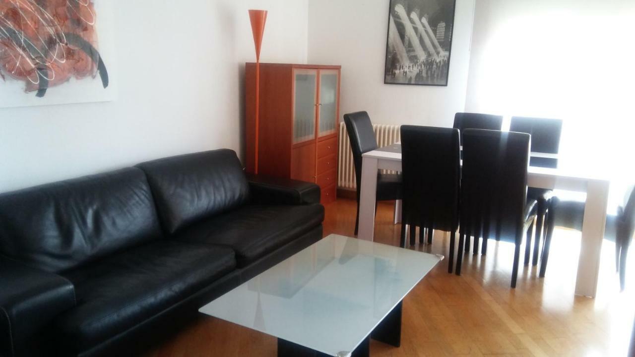 Mendebaldea Apartamento *