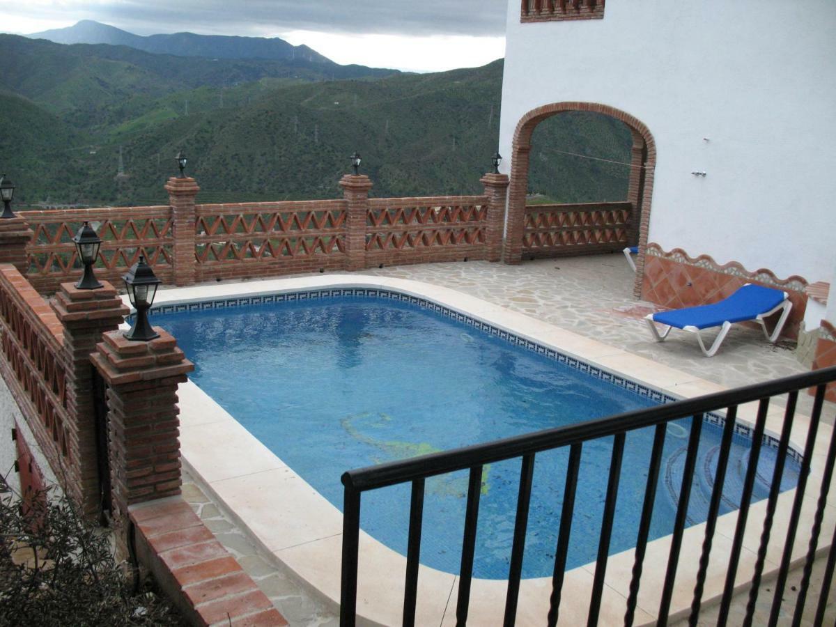 Country house Casa Encina - Encinasola Turismo Rural. *