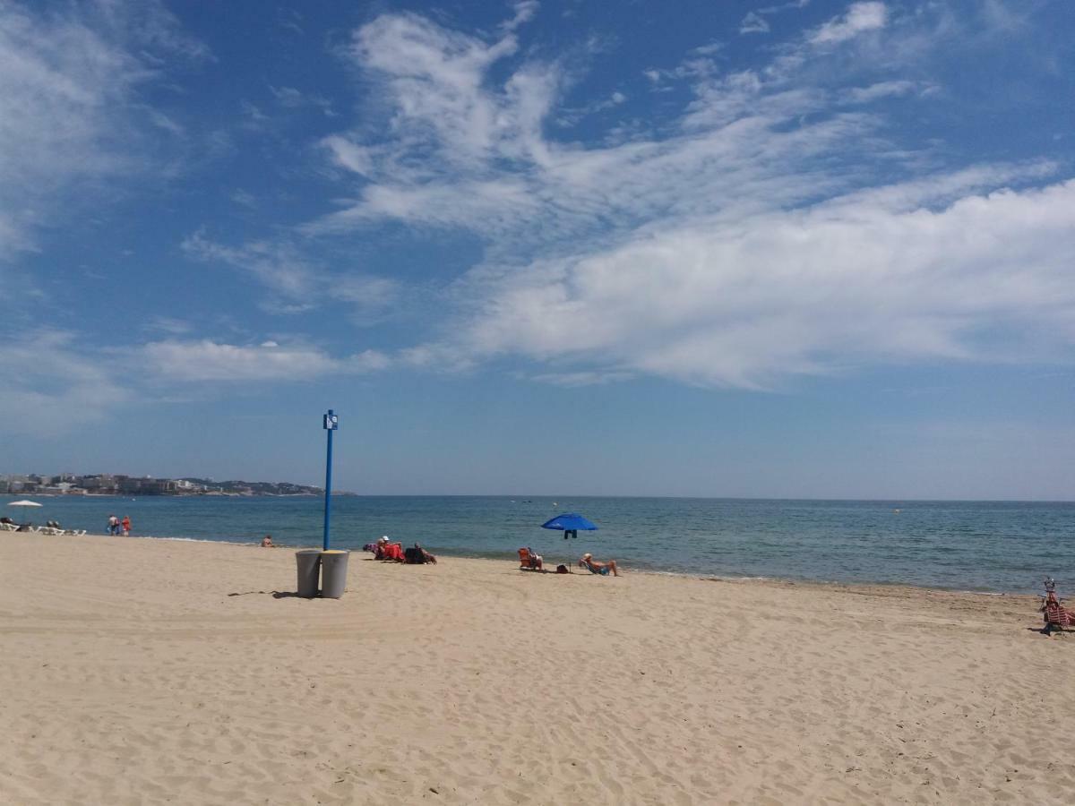 Economico Apartamento 2a Linea Playa Apartment Salou