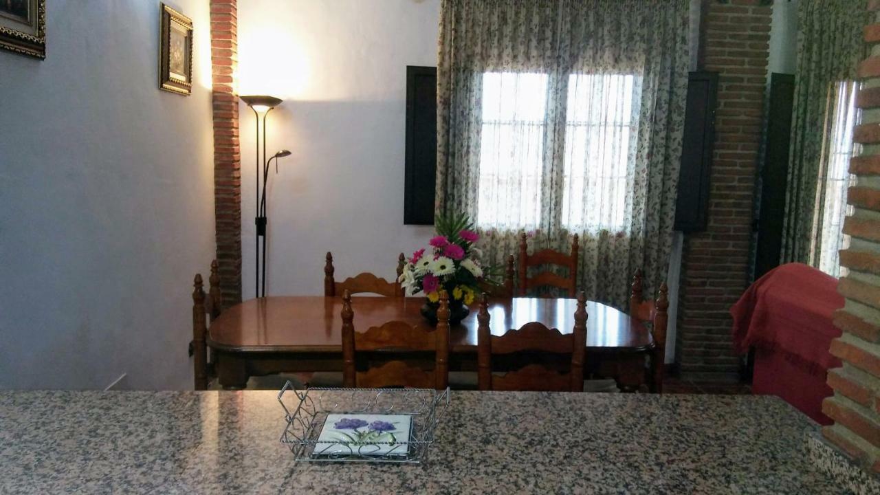 Casa Encina - Encinasola Turismo Rural. Country house *