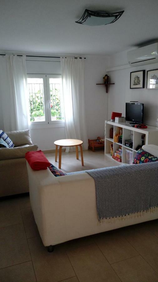 Sunny Holiday home Creixell