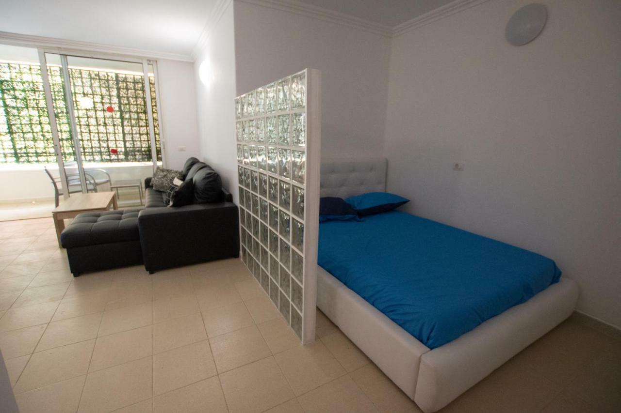 Green Park Apartment