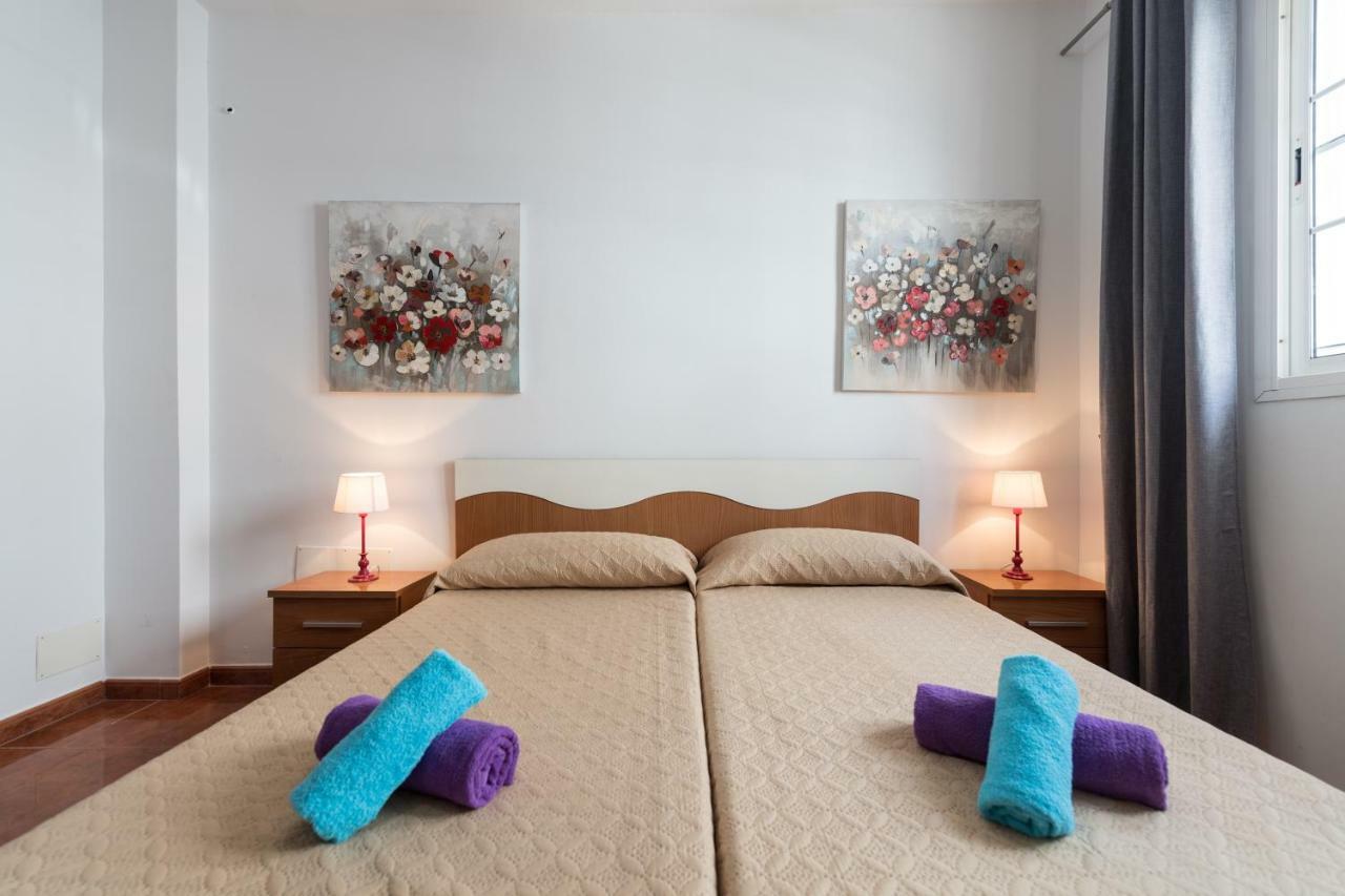 Сasa de vacaciones Private Solarium - 2br House Near The Airport *