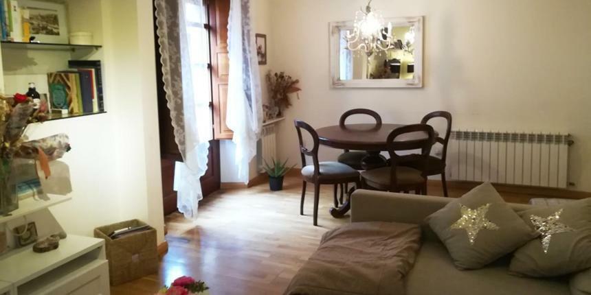 Maravilla En La Plaza De La Catedral- Vu-huesca-19-154 Apartamento