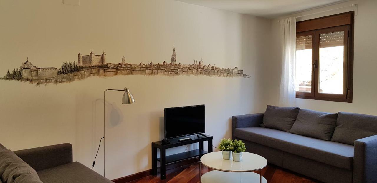 Santa Ursula 2 Parking Publico Por A 50 M 18 Euros Dia Apartamento Toledo