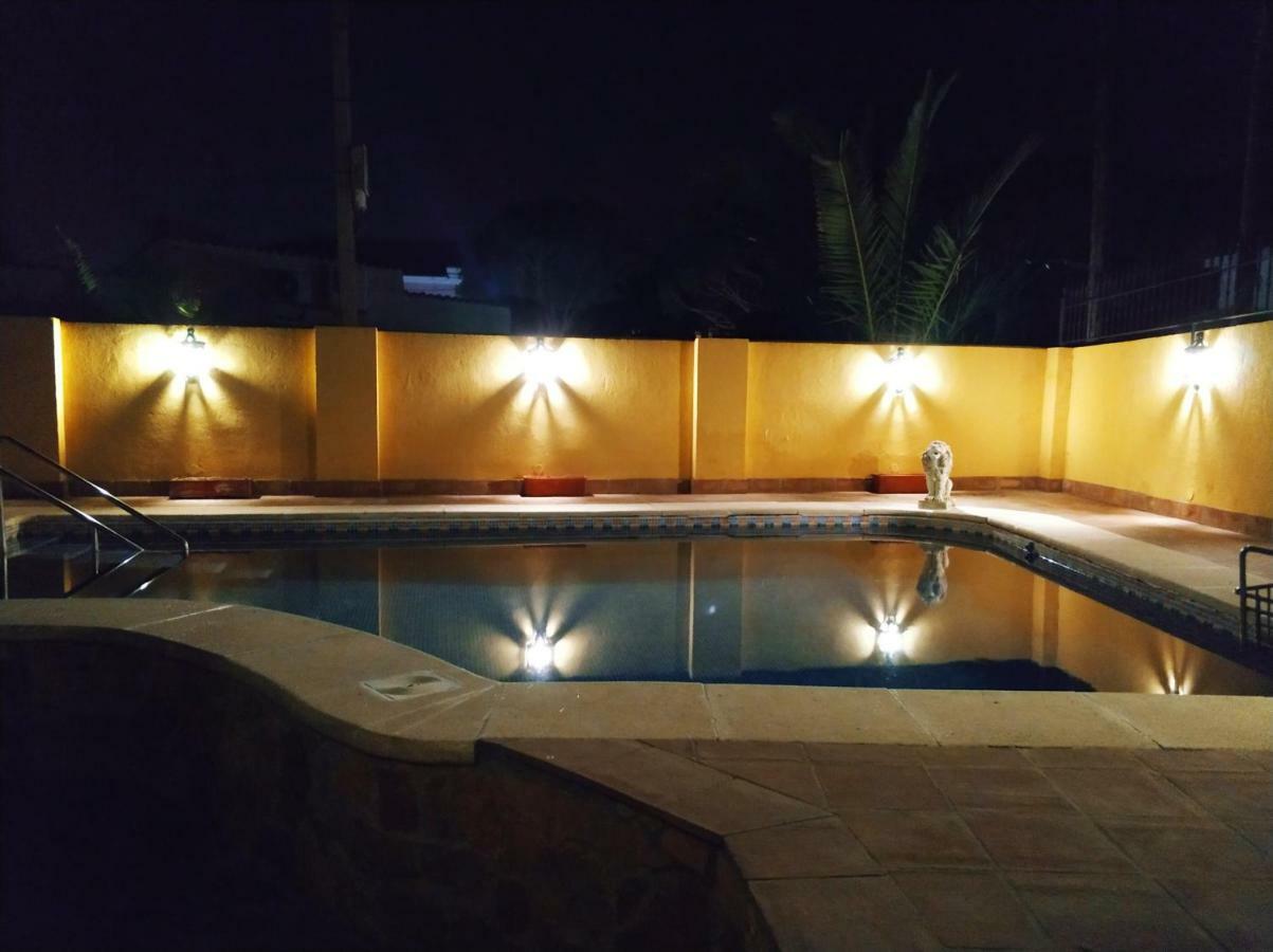 Villa La Jara *