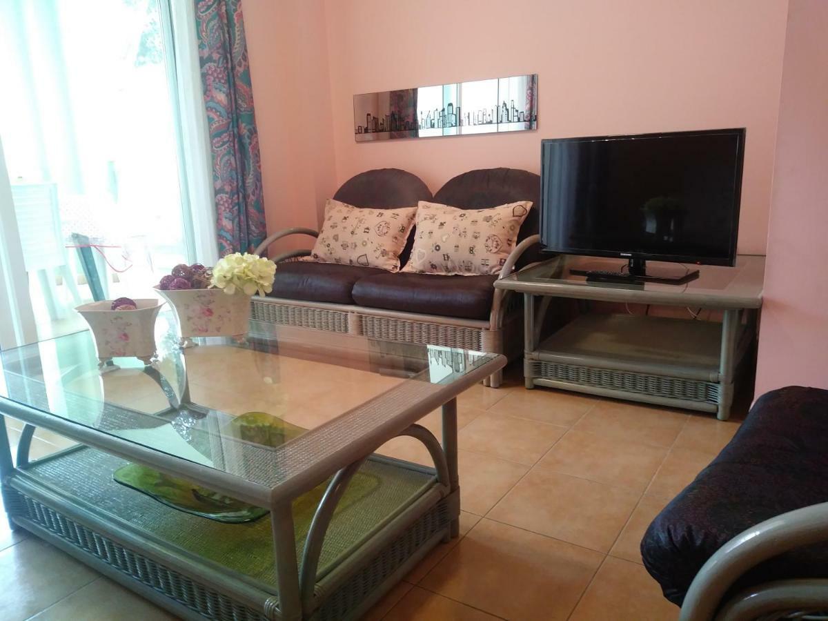 Apartment Ada Edison Apartamento, Parking, Aire Acondicionado, Wifi, Piscinas