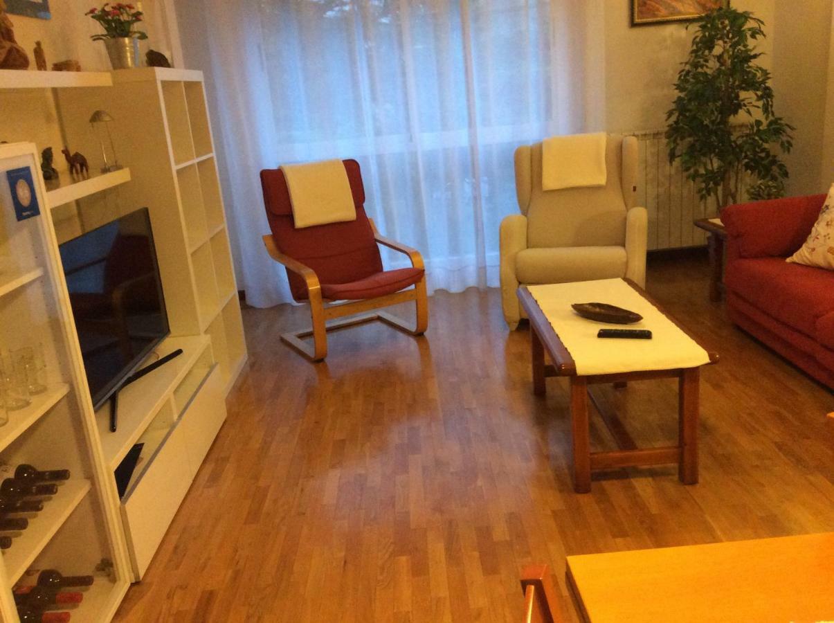 El Parque Navajas Apartment