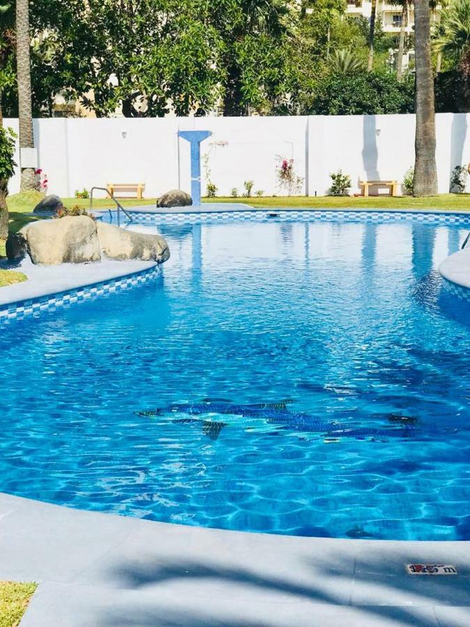 Colon Pool View Apartment