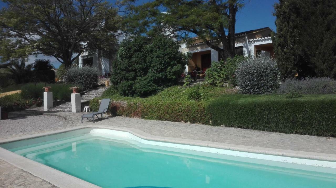 Bed & Breakfast La Escuela Del Campo