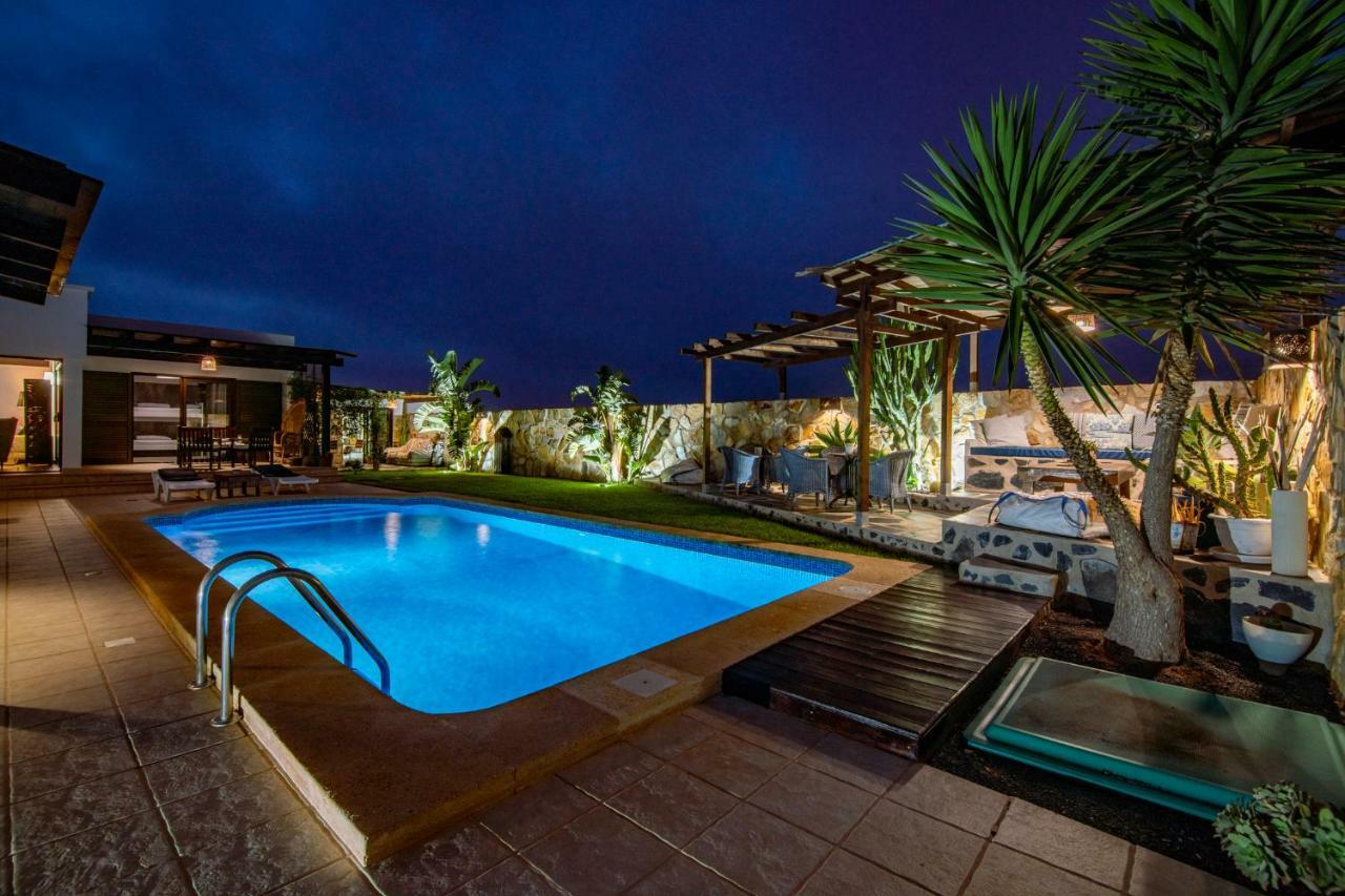 Kalufa Surf House Hostal