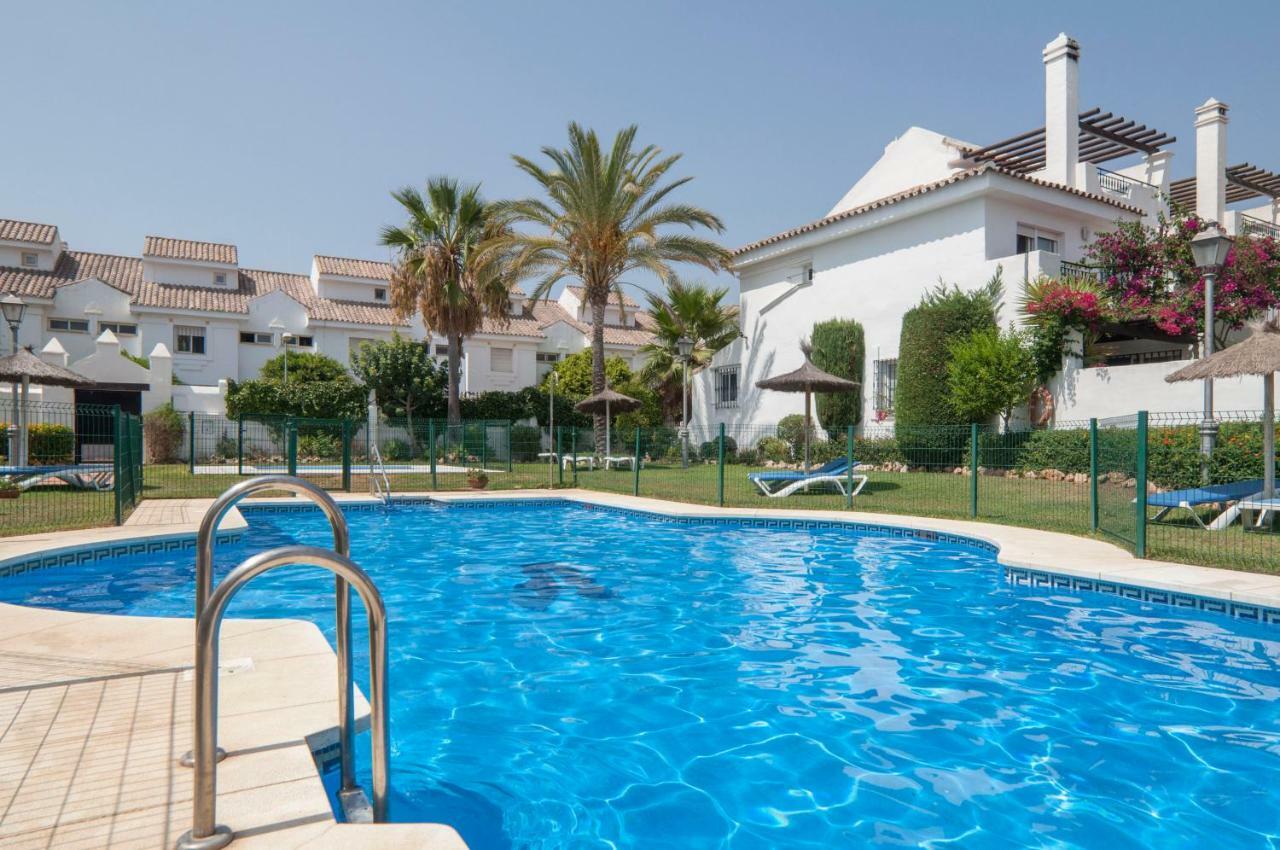 Сasa de vacaciones Covd 19 Free- Total Purified -design House Marbella- 3 Mn De Puerto Banus - Golden Mile - Tropical Garden&pool Marbella