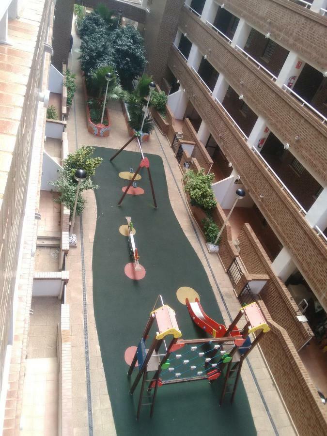 Costa Marfil 2 *