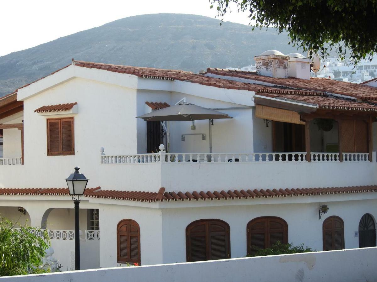 La Palmera Dual Residence: Two-tier *