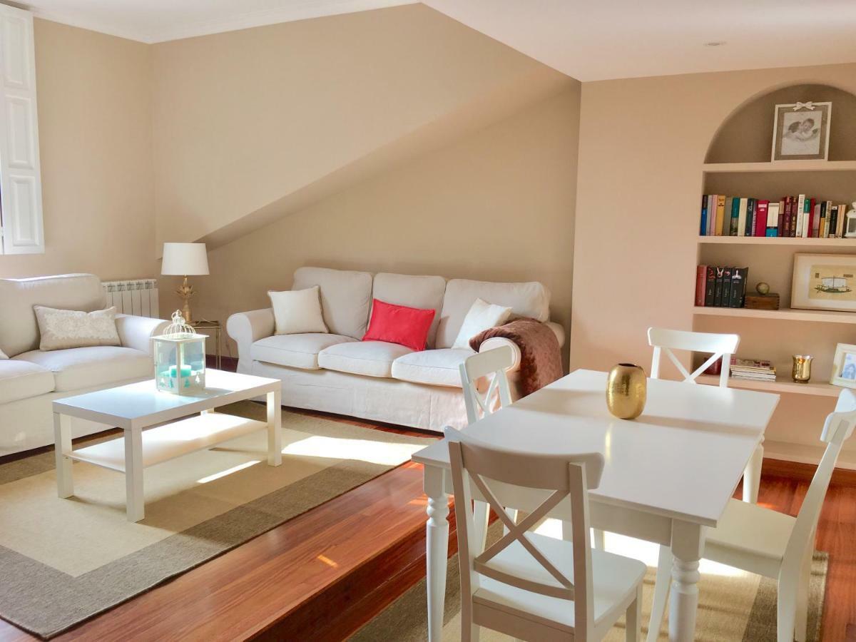 Duplex Soleado, Calle Corrida, Casco Antiguo Apartamento