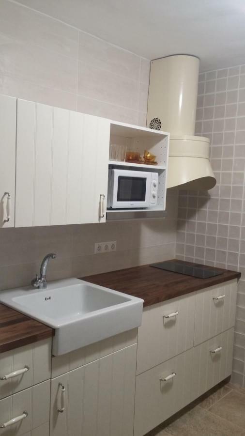 Apartamento A Stone's Throw From Santa Barbara Alicante