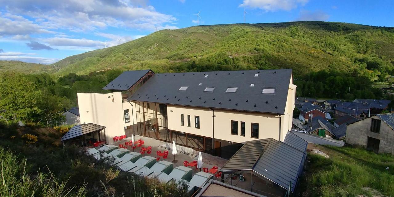 Hotel La Antigua Escuela Del Bierzo *