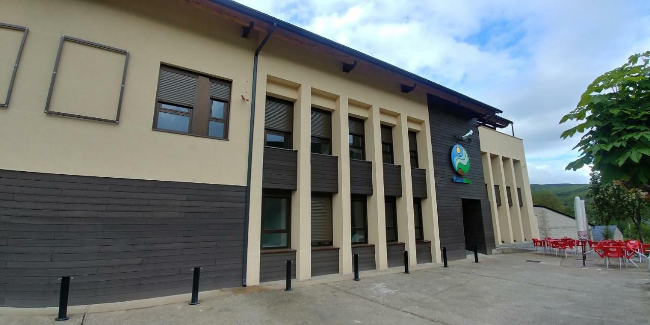 La Antigua Escuela Del Bierzo