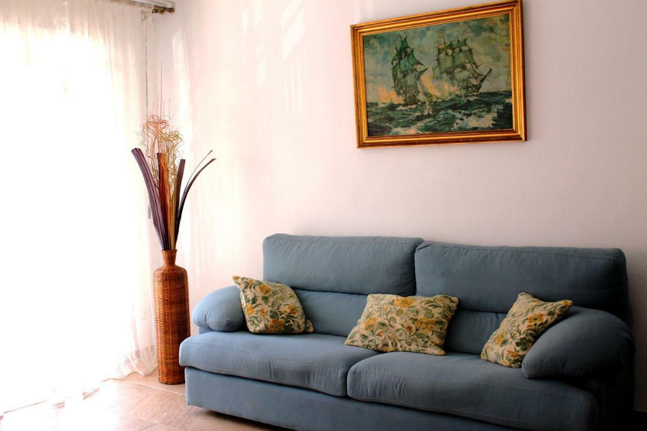 A Stone's Throw From Santa Barbara Alicante
