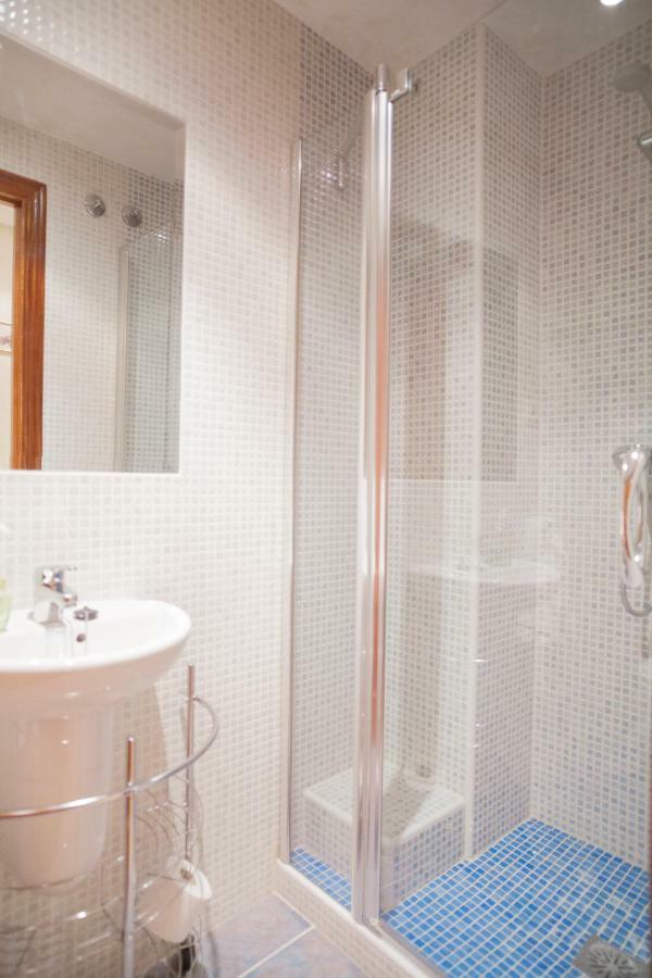 Housingleon - Muralla Apartment