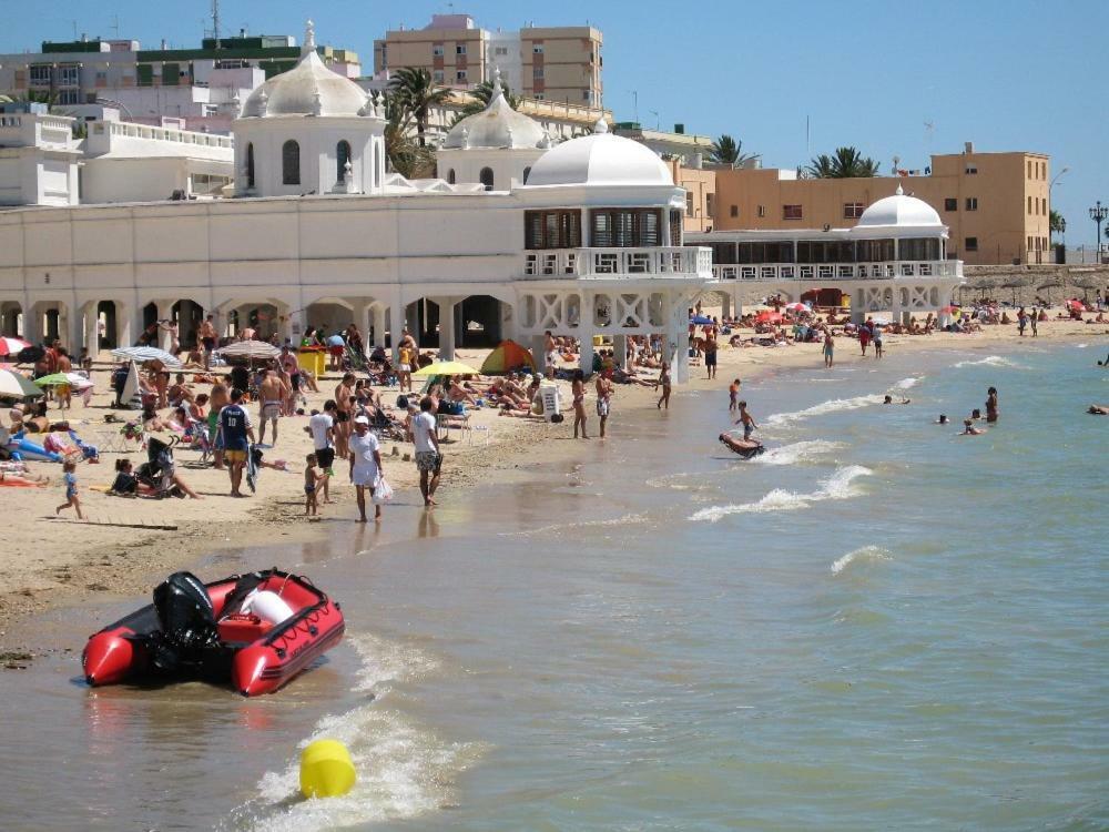 La Perla De La Caleta *