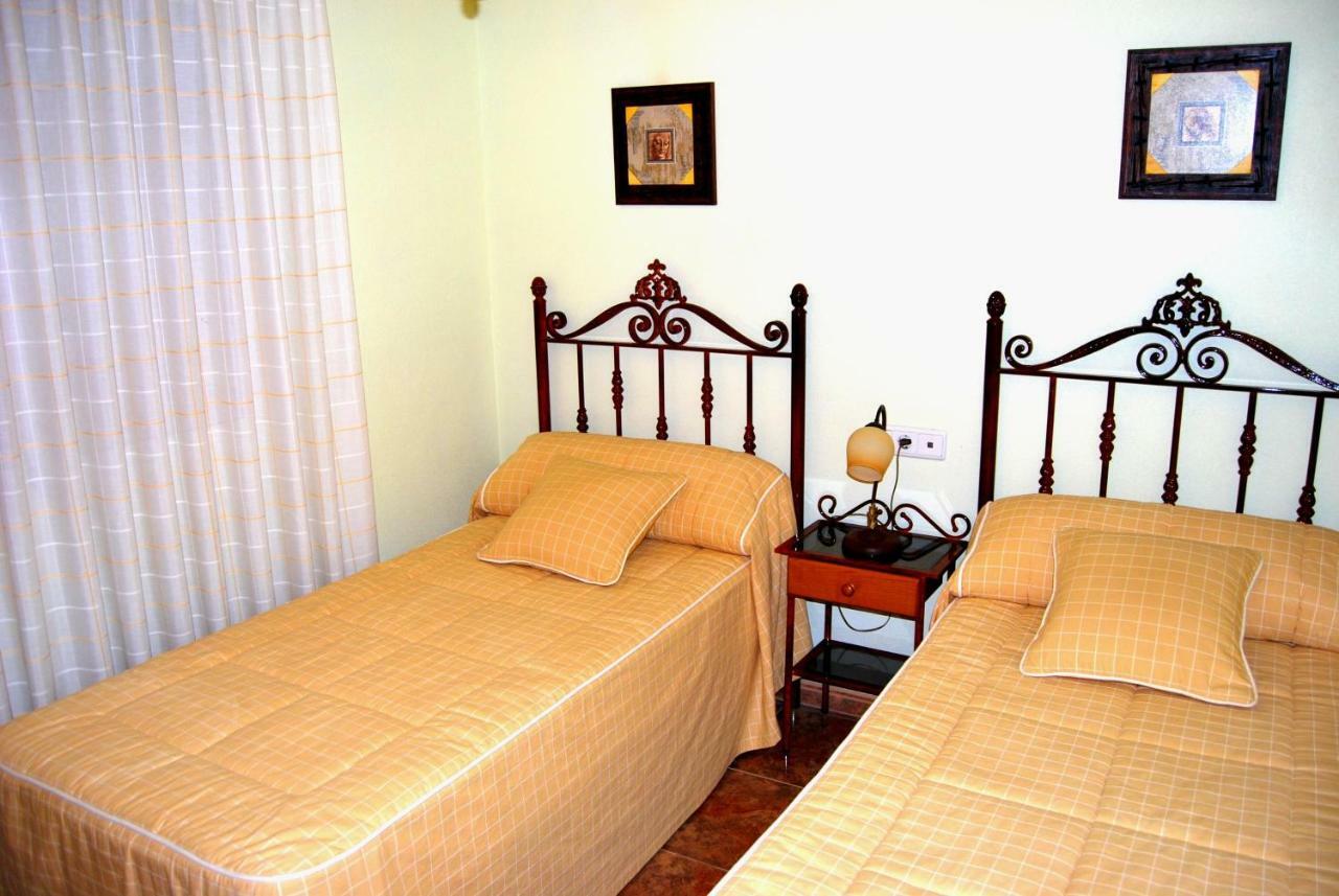 Spacious 3 Bedroom 2 Bathrooms Ulpiano