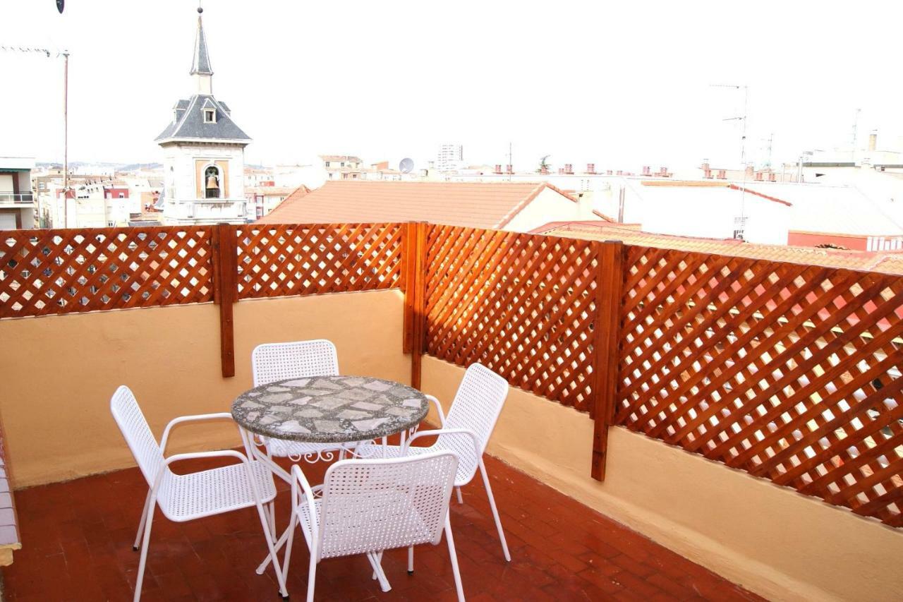Cálfred Iglesia Santa Teresita Apartamento Logroño