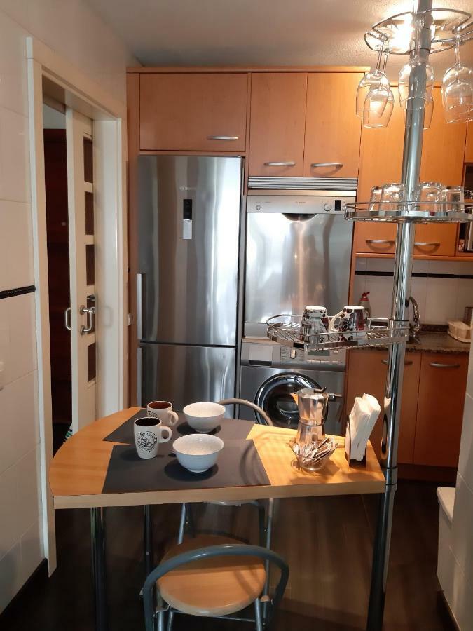 La Marina-ciudad Jardin Apartment *