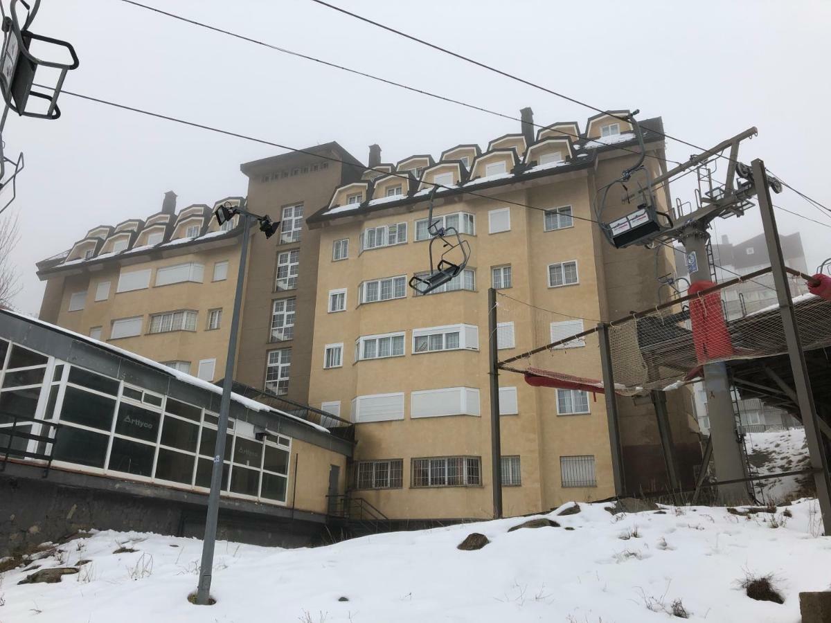 Station - Arttyco. Modern And Well Located Apartment