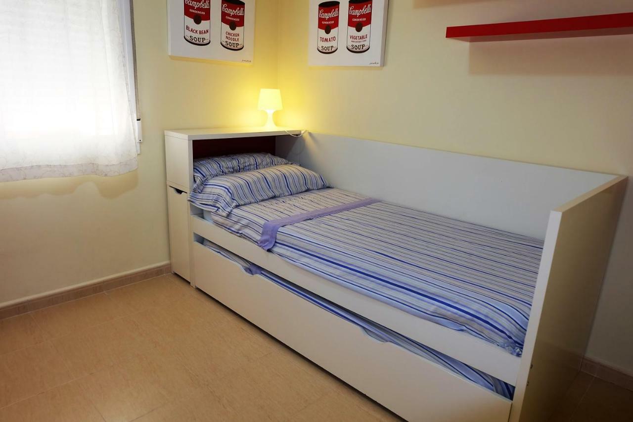 En Dénia, Crtra Les Marines, Junto Playa Les Bovetes Apartamento