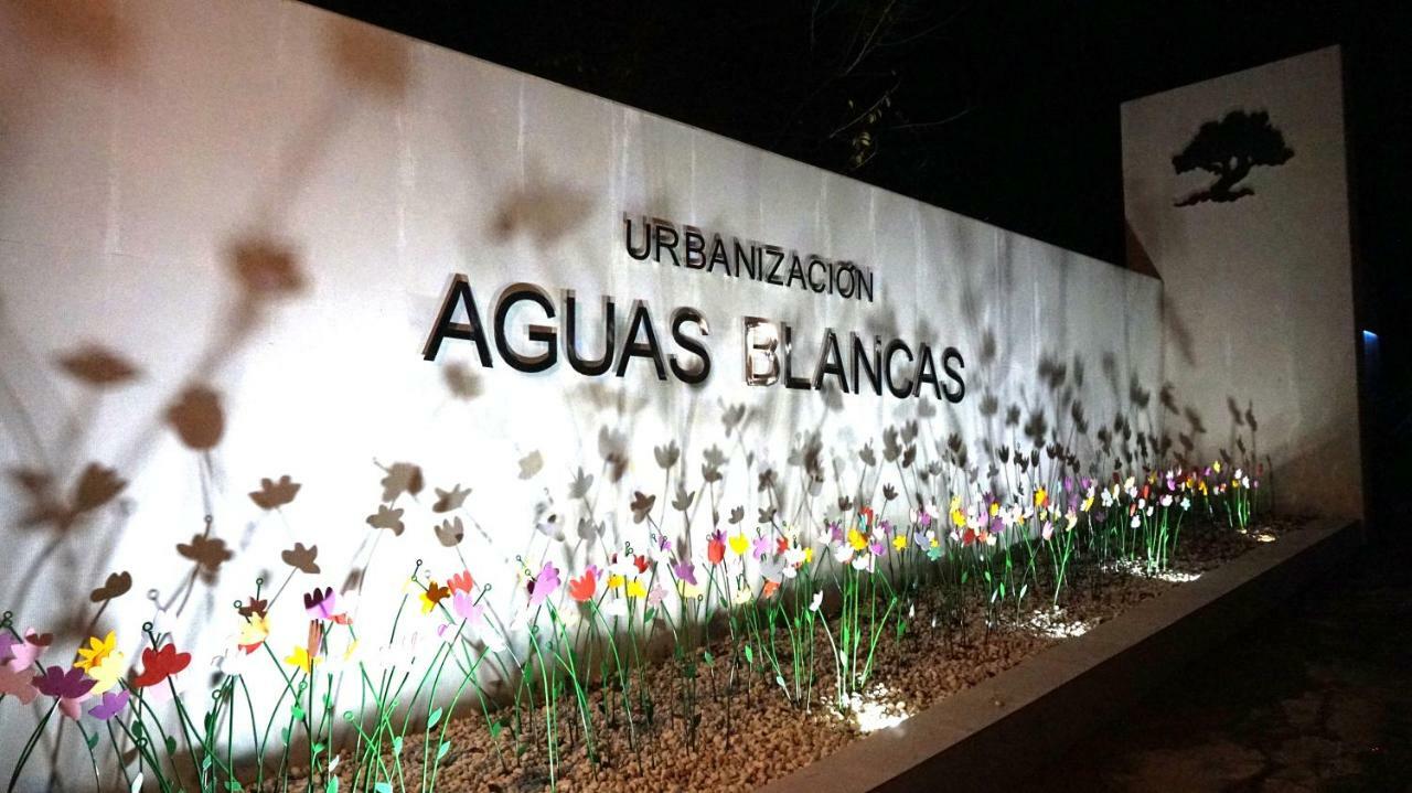 Encinar De Aguas Blancas * Dudar