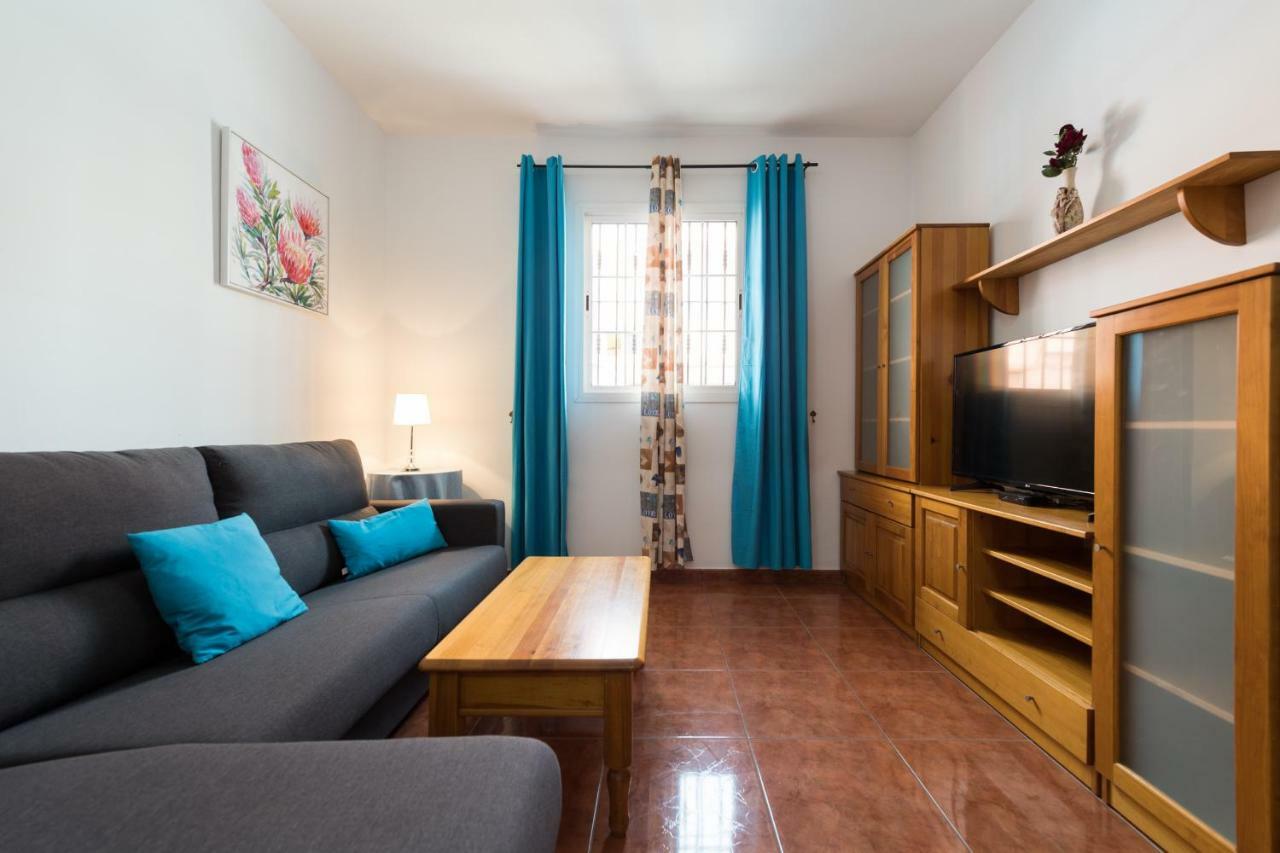 Сasa de vacaciones Private Solarium - 2br House Near The Airport Vecindario (Gran Canaria)