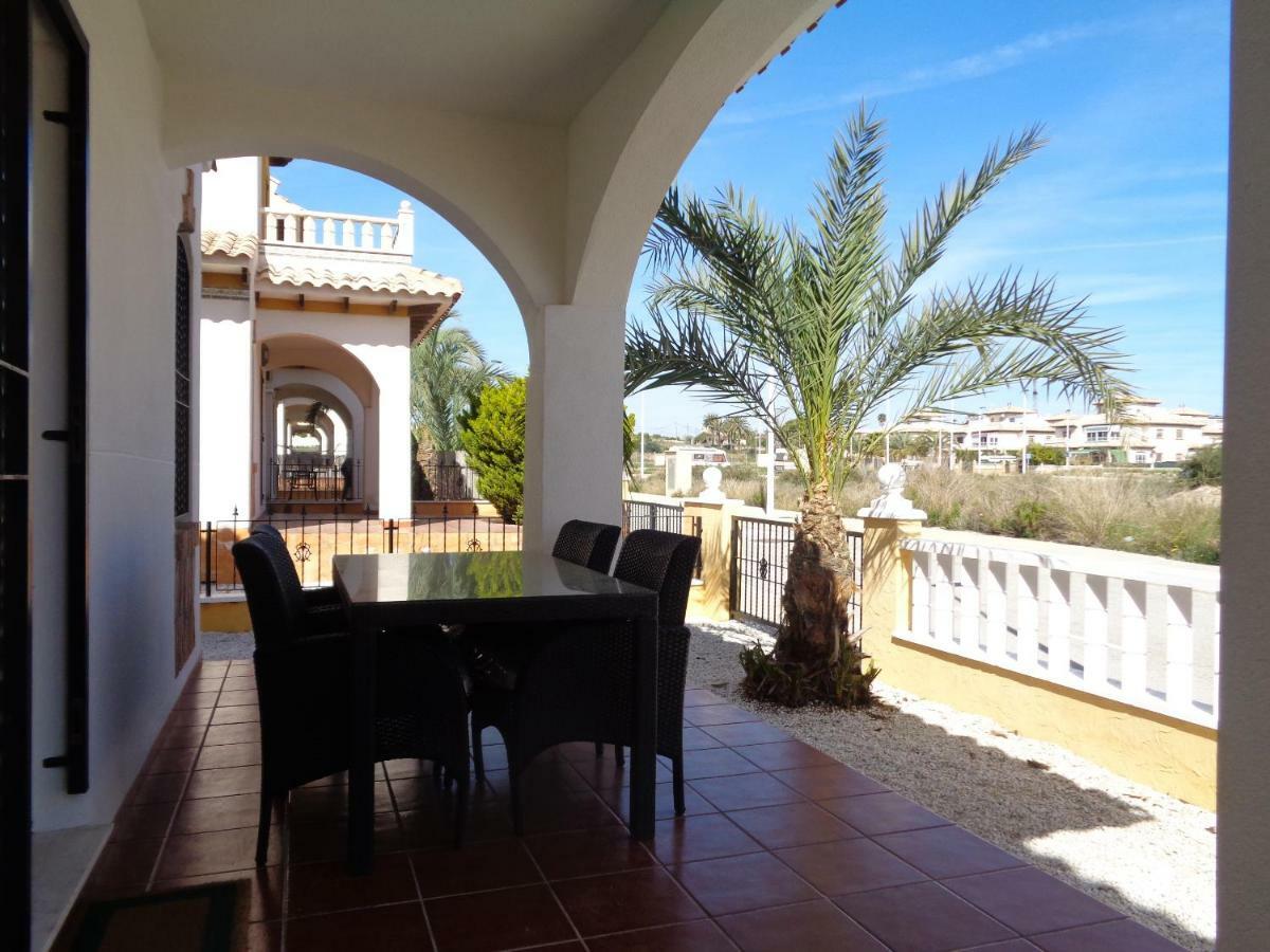 Luxurious House In At El Pinet * La Marina