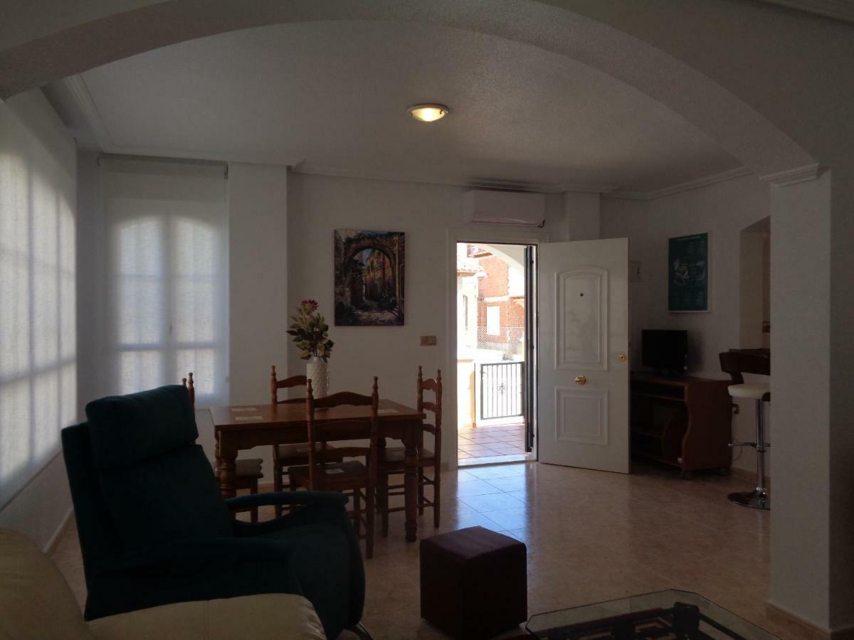 Luxurious House In At El Pinet *